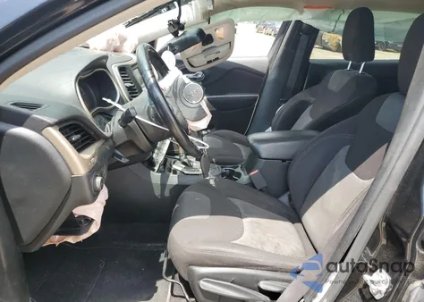 2018 Jeep Cherokee Latitude z USA, uszkodzony, nr VIN 1C4PJLCB1JD557052